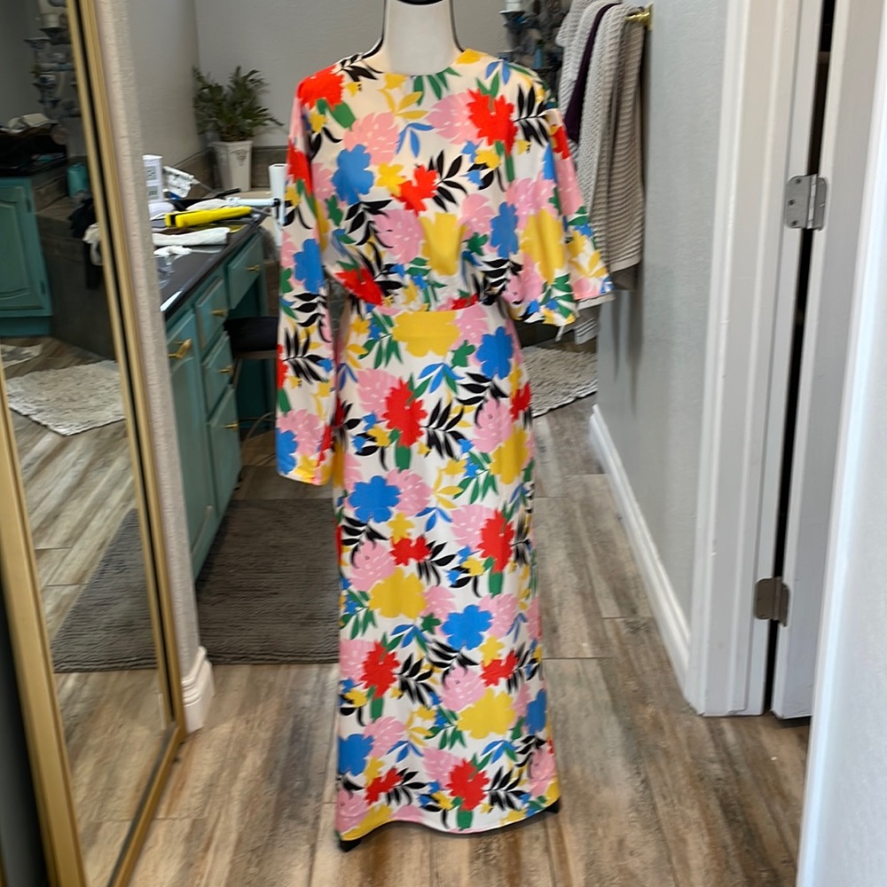 ASOS gorgeous, flowered, asymmetrical dress size for